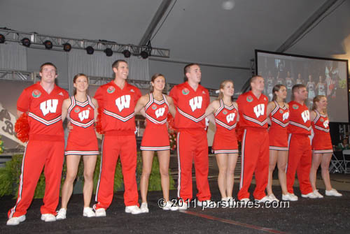 University of Of Wisconsin Cheerleaders - Pasadena (January 1, 2012)