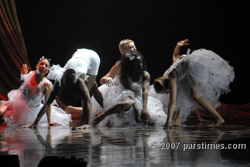 LA Contemporary Dance Company - (December 24, 2007) (December 24, 2007)- by QH