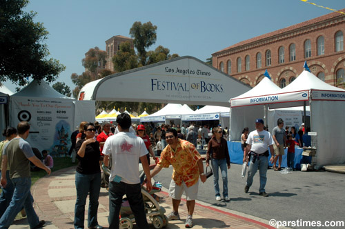 LA Times Bookfair - UCLA (April 30, 2006) - by QH