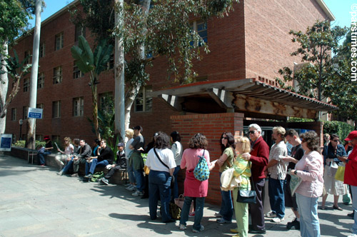 LA Times Bookfair - UCLA (April 30, 2006) - by QH