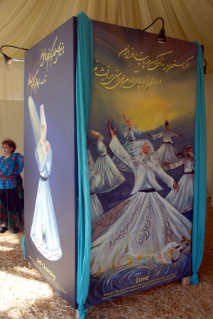 Rumi's Exhibit - by QH