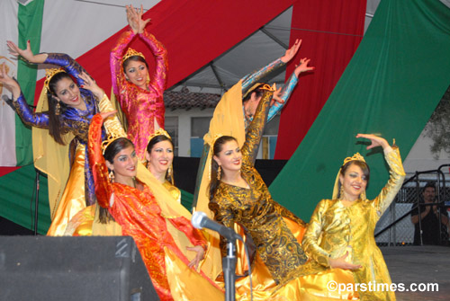 Beshkan Dance Company: Qajar Dance - by QH - Woodland Hills (October 22, 2006)