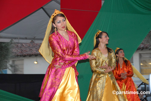 Beshkan Dance Company: Qajar Dance - by QH - Woodland Hills (October 22, 2006)