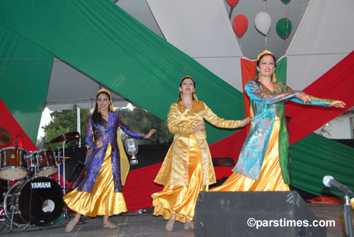 Beshkan Dance Company: Qajar Dance - by QH - Woodland Hills (October 22, 2006)