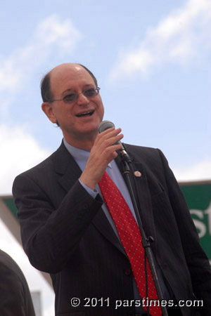 Congressman Brad Sherman - Westwood (March 27, 2011) - by QH