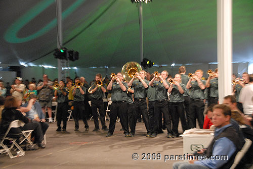 University of Oregon Band - Pasadena (December 31, 2009) - by QH