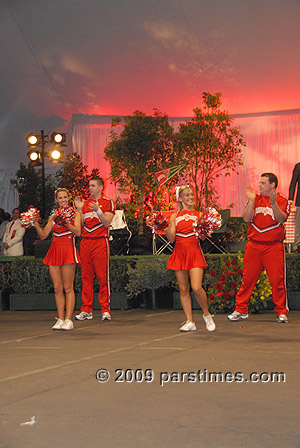 OSU Cheerleaders - Pasadena (December 31, 2009) - by QH