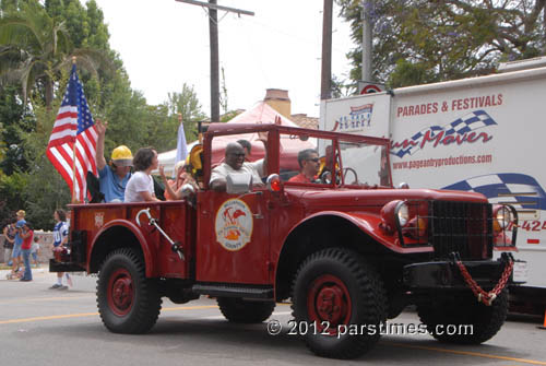 Fire Truck - Pacific Palisades (July 4, 2012) - By QH