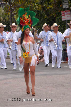 Banda Tropical Rafael Pratdesaba - Pacific Palisades (July 4, 2012) - By QH