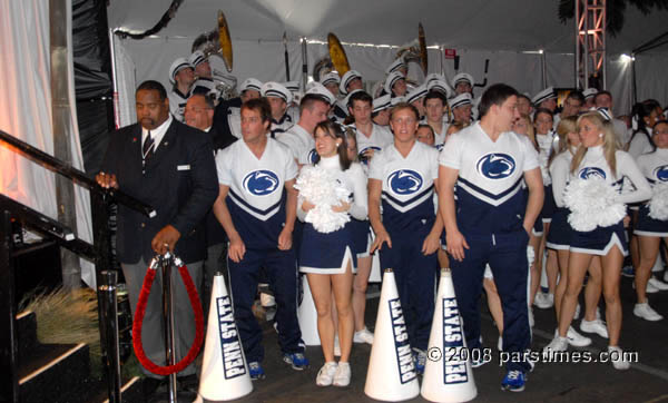 Penn State Cheerleaders & Band Members - Pasadena (December 31, 2008)- by QH