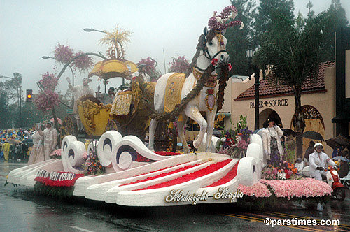 The City of West Covina's float 