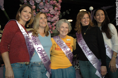 Rose Queens: Kristin Harris McDonald (1987), Ann Marie Colborn Pizzinat (1984),  Sally Stanton (1941),  Julie Myers King (1988),  Leslie Kawai (1981) Pasadena  (December 29, 2005) - by QH