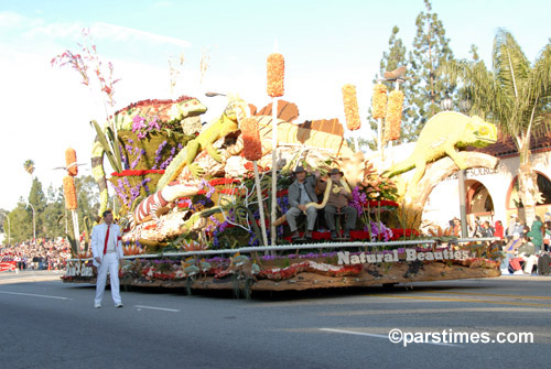 Rain Bird Corp Float: 'Natural Beauties' (Special Judges Award) - Pasadena (January 1, 2007) - by QH