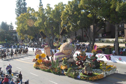 City of South Pasadena - Nature?s Entertainment (January 1, 2009)- by QH