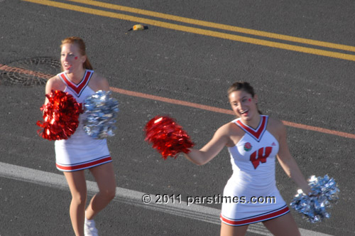 University of Wisconsin Cheerleaders - Pasadena (January 1, 2011) - by QH