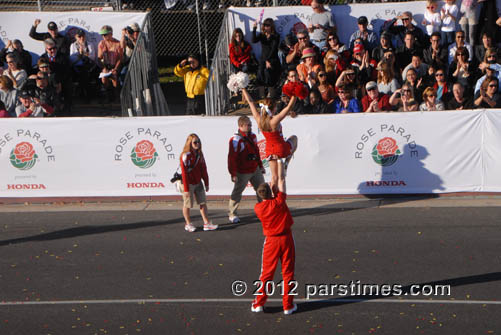 University of Wisconcin Cheerleaders - Pasadena (January 2, 2012) - by QH