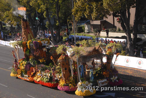 Downey Rose Float Association - Pasadena (January 2, 2012) - by QH