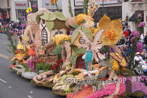 Downey Rose Float Association - Pasadena (January 1, 2013) - by QH