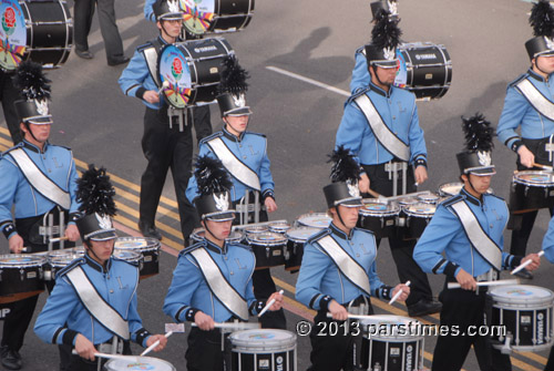 Sioux Falls Lincoln HS Band ?  Sioux Falls,  SD - Pasadena (January 1, 2013) - by QH