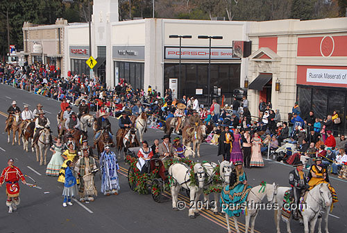 Ramona Pageant Riders - Pasadena (January 1, 2013) - by QH