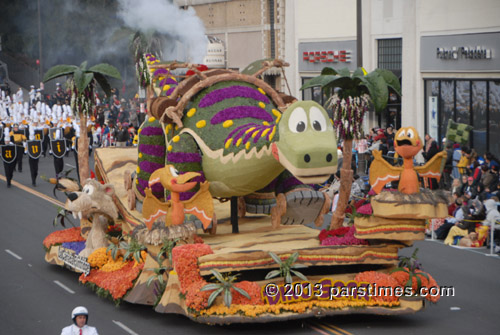 La Caada Flintridge Tournament of Roses Association 'Dino-Soar' - Pasadena (January 1, 2013) - by QH