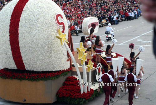 Stanford University Cheerleaders - Pasadena (January 1, 2013) - by QH