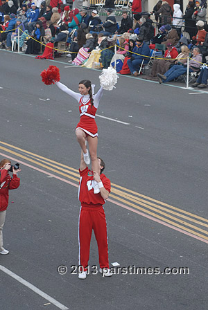 The University of Wisconsin Cheerleaders - Pasadena (January 1, 2013) - by QH