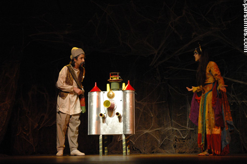 Neema Madavi (Kerme Shahtab) & Nilufar Taeed (Shaparak Khanoom) - Santa Monica - by QH