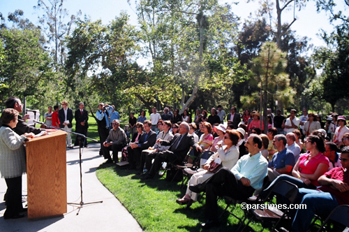 Shirin Ebadi UCI - May 20, 2005 - by QH