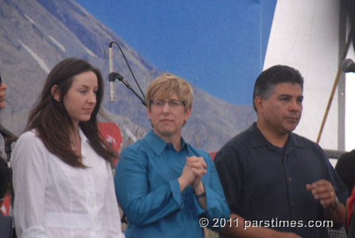 Wendy Greuel, Councilman Tony Cardenas - (April 3, 2011) - by QH