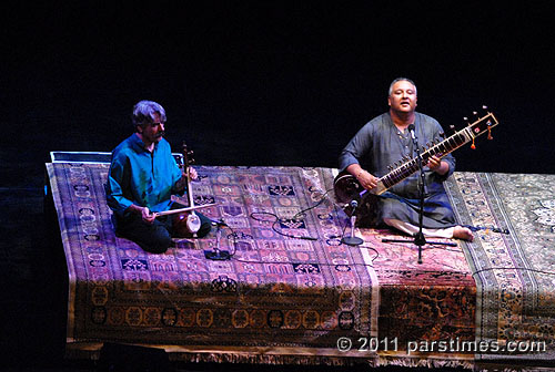 Kayhan Kalhor, Shujaat Hussain Khan - by QH