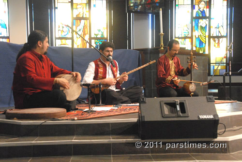 Pezhham Akhavass, Kourosh Moradi, Mehdi Bagheri (October 2, 2011) - by QH