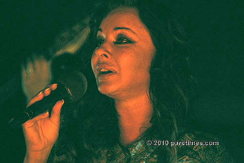 Natacha Atlas & band LA (July 29, 2010) - by QH