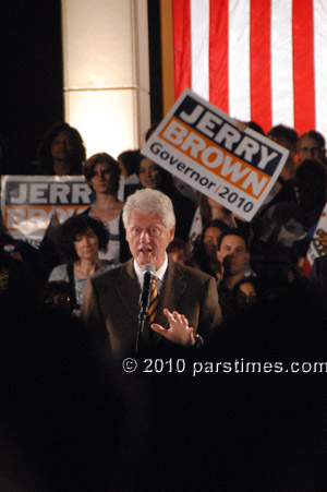 President Bill Clinton, Gavin Newsom - UCLA (October 15, 2010) - by QH