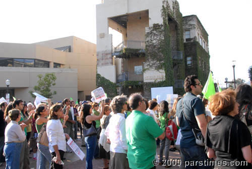 Solidarity with the people of Iran - UCLA (July 25, 2009) by QH