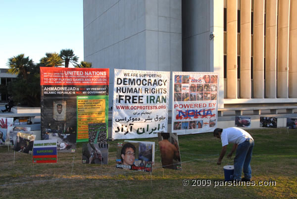 Peaceful Iranian demonstration in Westwood (September 24, 2009 - by QH