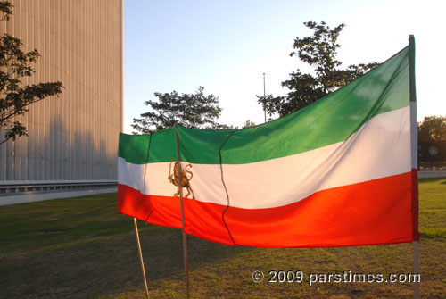 Peaceful Iranian demonstration in Westwood (September 24, 2009 - by QH