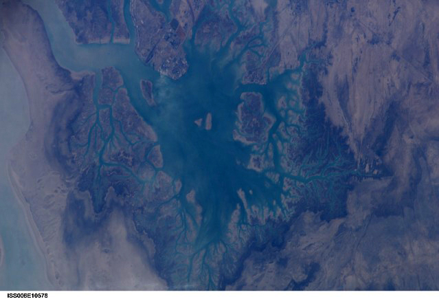 Bandar Imam Khomeini, Iran - December 24, 2002 (NASA)