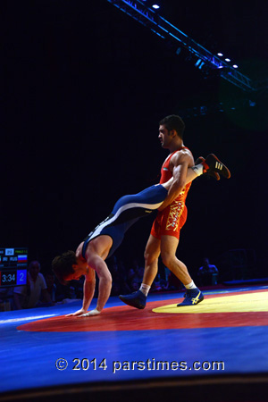 Masoud Esmailpoor Jouybari (Iran) vs Aleksandr Bogomoev (Russia)