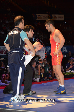 Masoud Esmailpoor Jouybari (Iran) vs Reece Humphrey (USA) - LA Forum  (March 15, 2014) - by QH