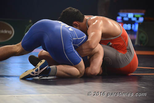 Gadzhimurad Omarov (Azerbaijan) vs Moustafa Hosseinkhani (Iran)