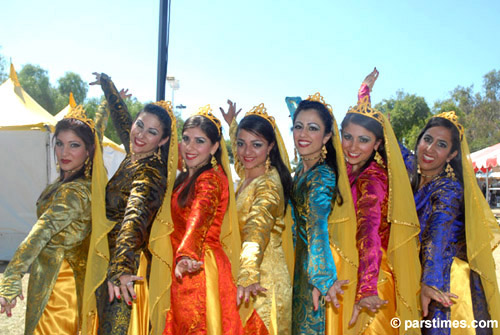 Persian Tradtional Dance Costume - by QH